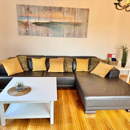 Ferienwohnung Im Erdgeschoss Mit Eingezaeunten Garten Und Terrasse Aurich Eksteriør bilde