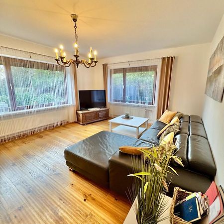 Ferienwohnung Im Erdgeschoss Mit Eingezaeunten Garten Und Terrasse Aurich Eksteriør bilde