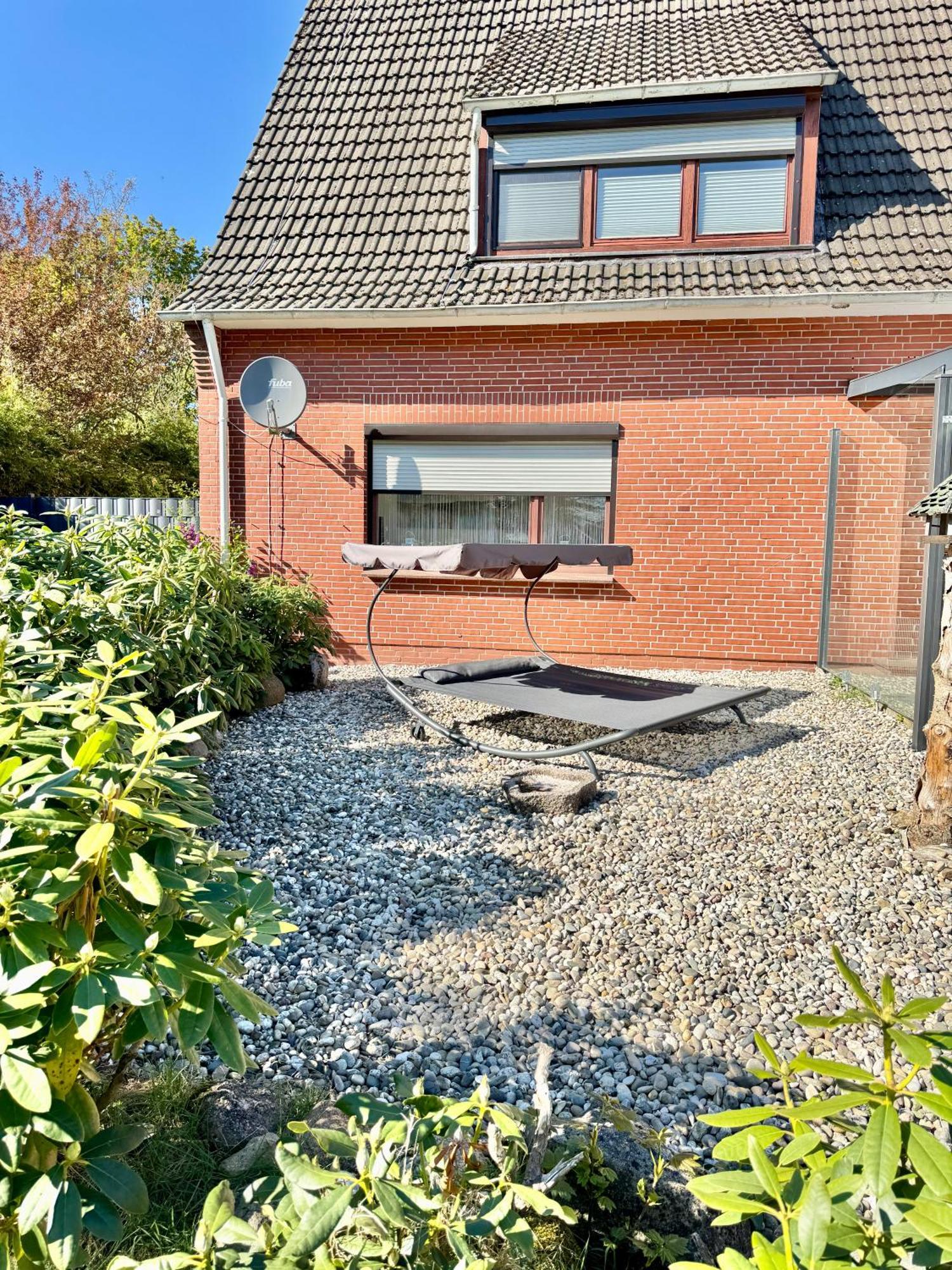 Ferienwohnung Im Erdgeschoss Mit Eingezaeunten Garten Und Terrasse Aurich Eksteriør bilde