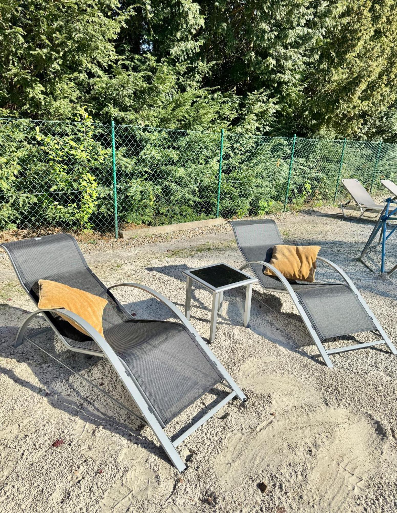 Ferienwohnung Im Erdgeschoss Mit Eingezaeunten Garten Und Terrasse Aurich Eksteriør bilde